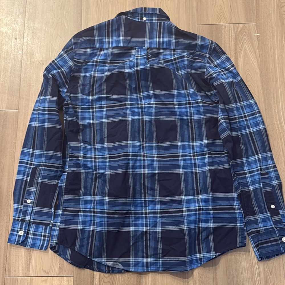 Dockers Plaid Men's Shirt - Picture 3 of 4